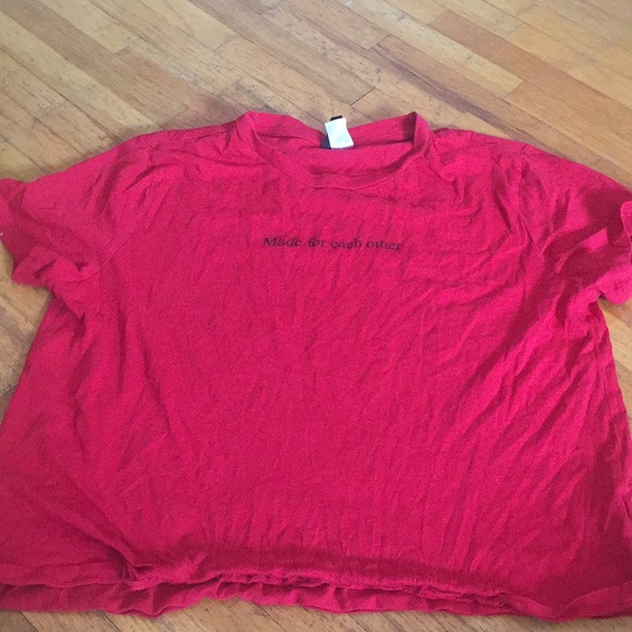 Red tee - Picture 1 of 1
